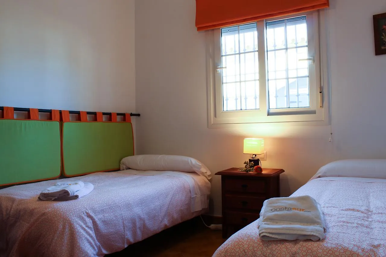 Holiday home Chalet Alegria Con Piscina Y Wifi