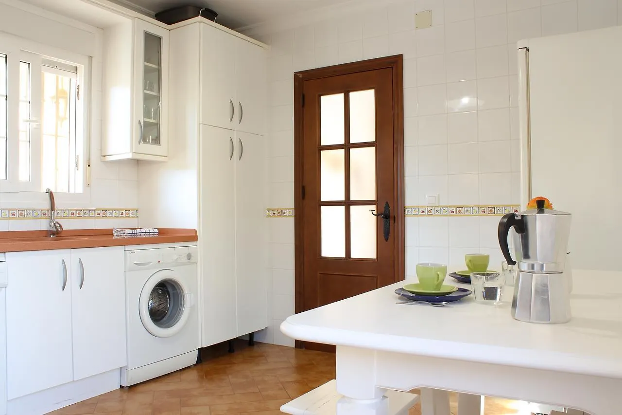 Holiday home Chalet Alegria Con Piscina Y Wifi