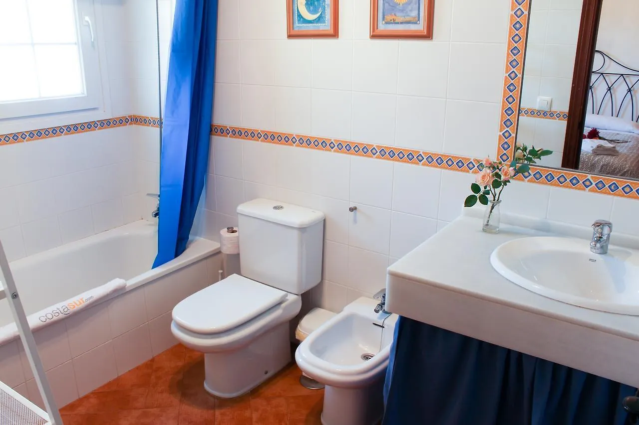 Holiday home Chalet Alegria Con Piscina Y Wifi