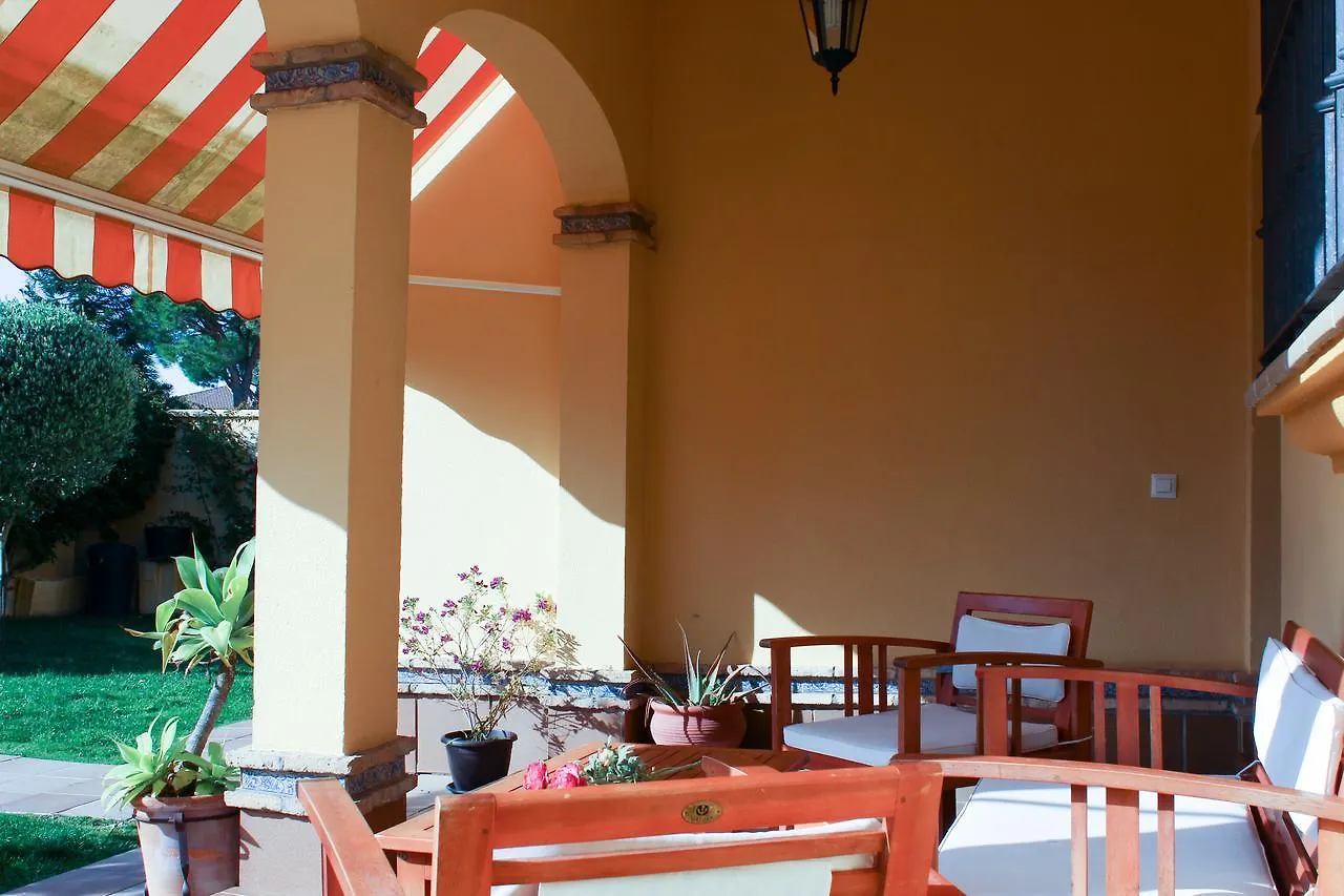 Chalet Alegria Con Piscina Y Wifi Holiday home