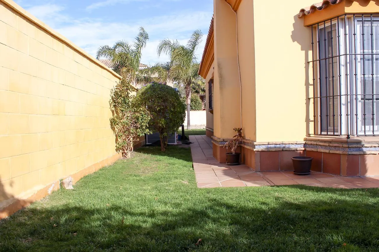 Chalet Alegria Con Piscina Y Wifi 0*, Chiclana de la Frontera