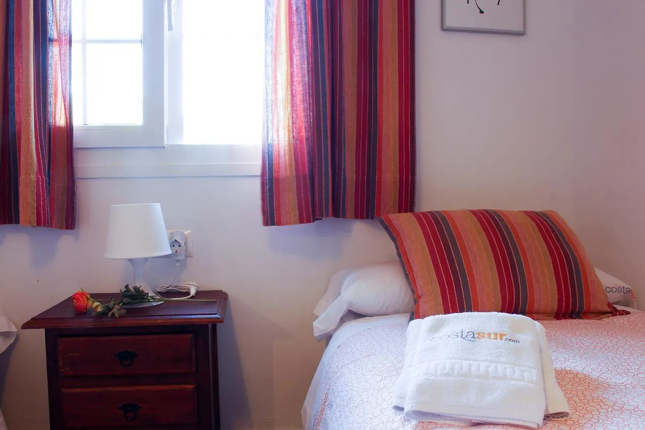 Chalet Alegria Con Piscina Y Wifi 0*, Chiclana de la Frontera